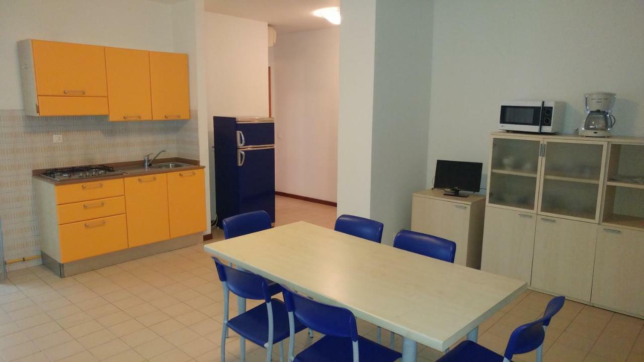 Condominio Moschettieri Бибионе Экстерьер фото