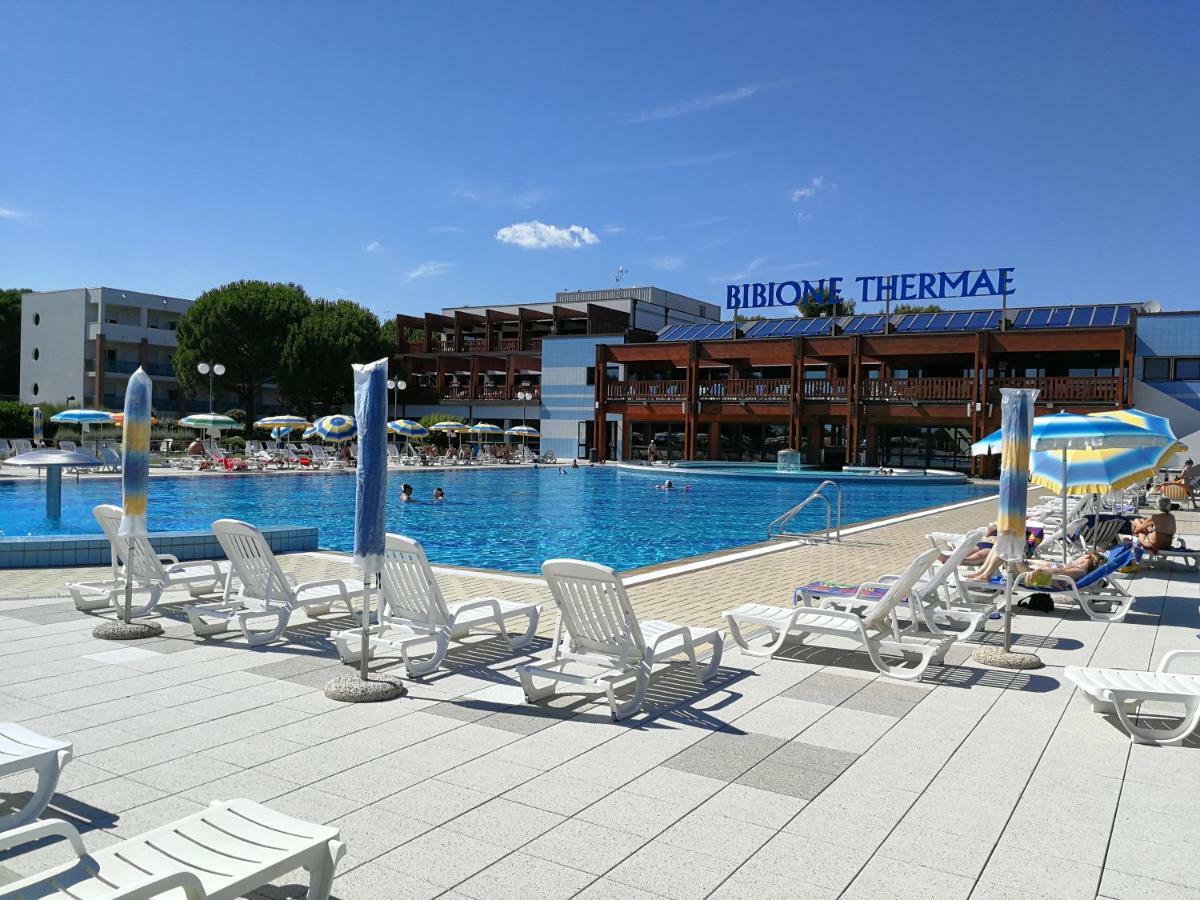 Condominio Moschettieri Бибионе Экстерьер фото