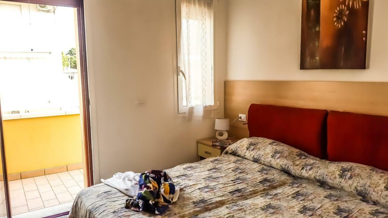 Condominio Moschettieri Бибионе Экстерьер фото